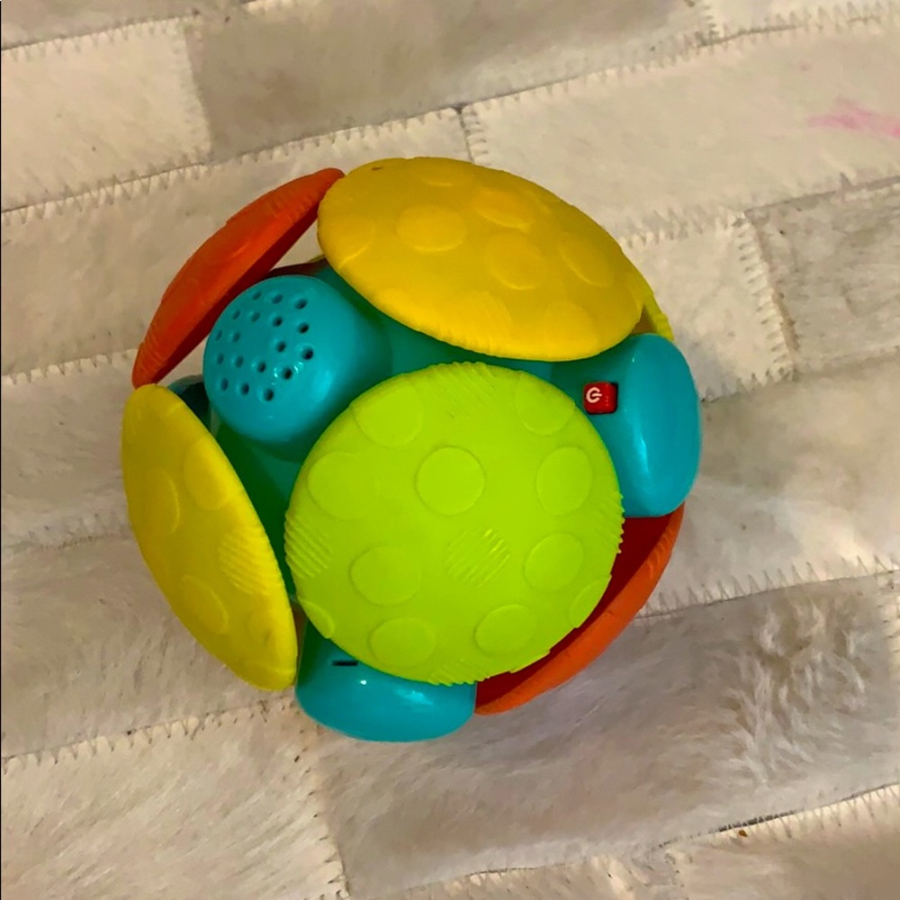 Toddler learn to crawl ball